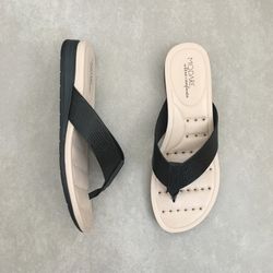 tamanco-dedo-modare-7113200-preto-vandacalcados1