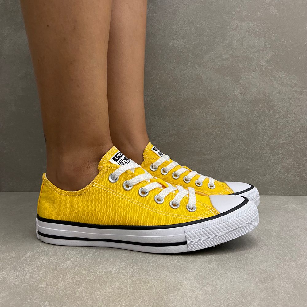 ct0010-tenis-converse-all-star-chuck-taylor-low-amarelo-vandacalcados3