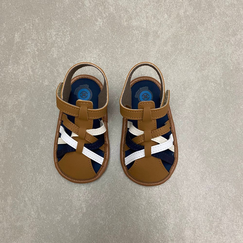 2951146-sandalia-molekinho-bebe-fechada-rn-caram-mar-bco-vandinha1