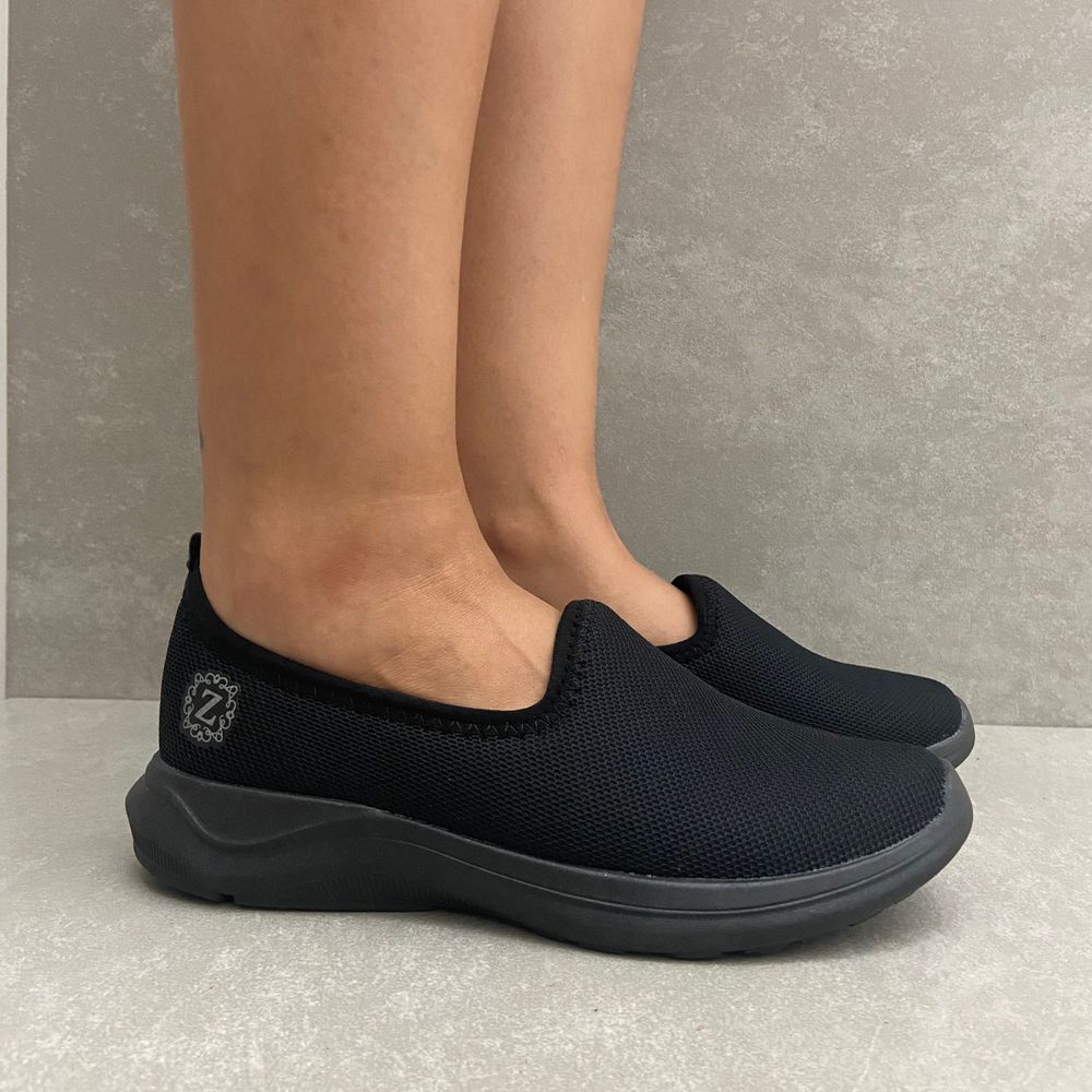 femme1x-tenis-zeus-kids-slip-on-preto-vandacalcados1