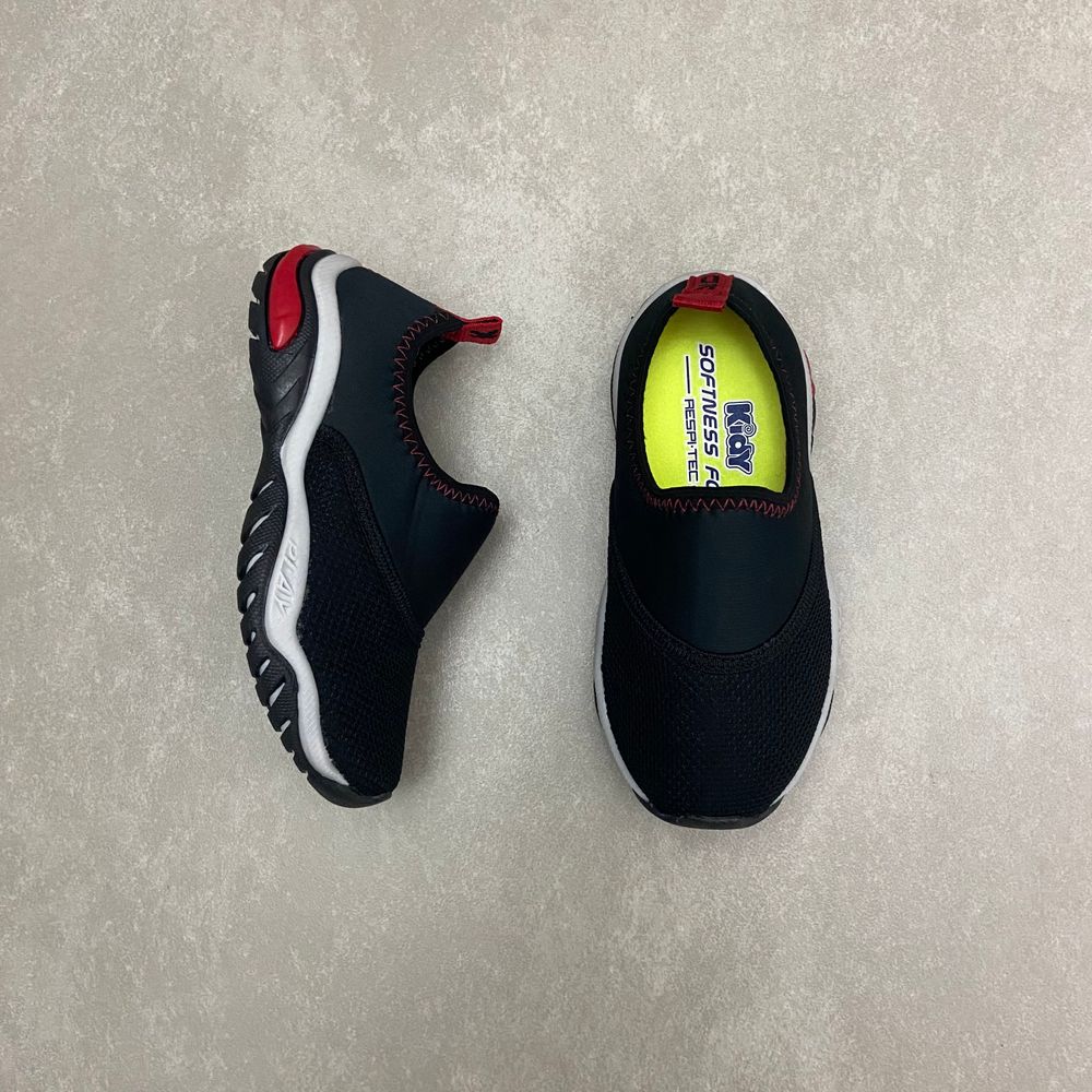 0070597-tenis-kidy-slipon-carrinho-preto-vermelho-vandinha1