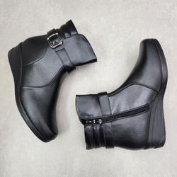 71104-bota-mooncity-anabela-cano-baixo-fivela-preto-vandacalcados1