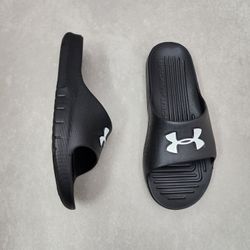 chinelo-adulto-masculino-under-armour-core-preto-vandacalcados1