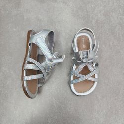 642035-sandalia-pampili-mili-prata-vandinha1