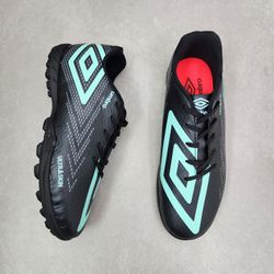 Chuteira Umbro Beat Society Azul - FutFanatics