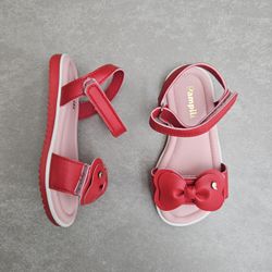 488006000-sandalia-piccadilly-velcro-laco-vermelho-vandacalcados3-min