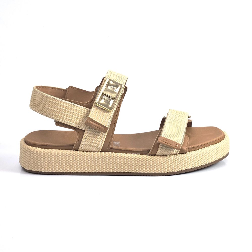 6506110-sandalia-papete-feminina-vizzano-flat-trama-camel-vandacalcados2