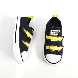 CK1176-tenis-infantil-converse-2v-raio-velcro-preto-amarelo-vandinha3