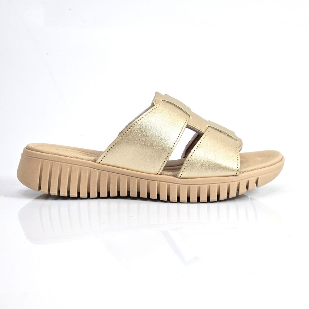 uc21003-tamanco-feminino-usaflex-flat-ouro-light-vandacalcados--2-