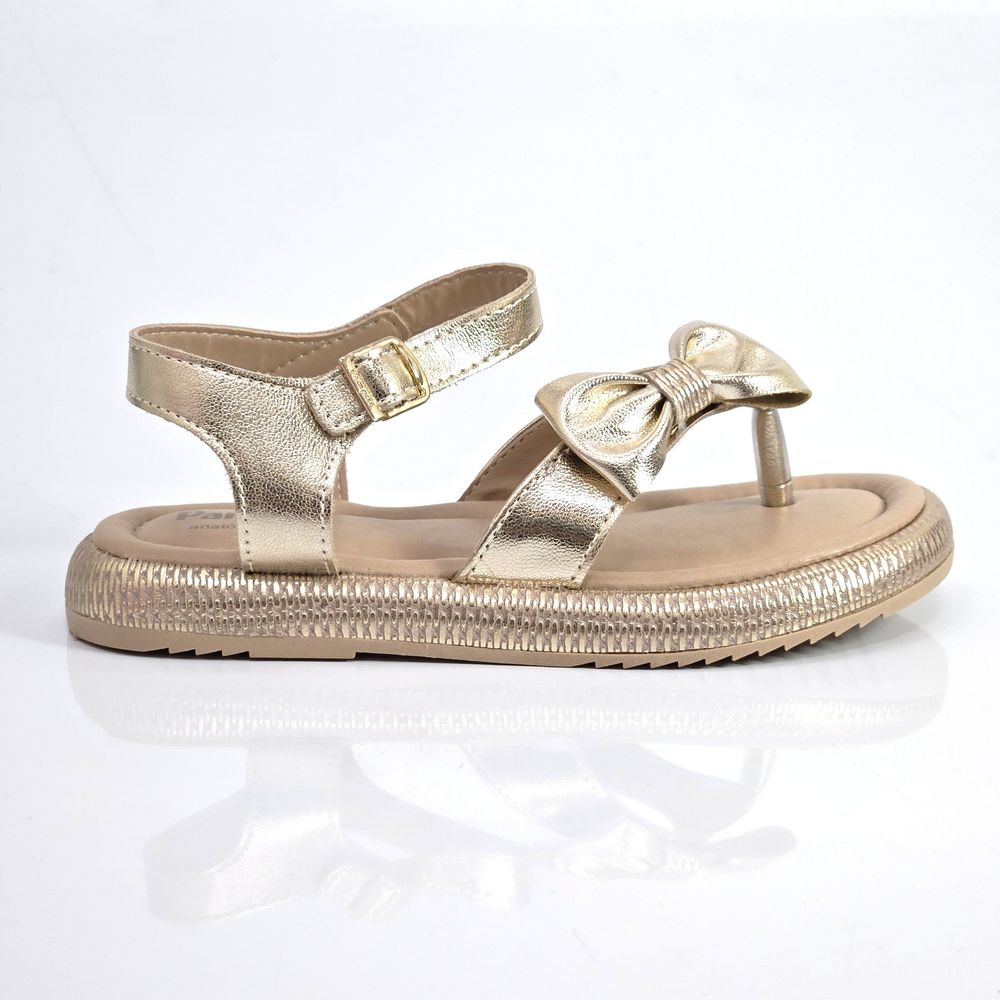 742027-sandalia-infantil-menina-pampili-dedo-laco-dourado-vandinha--2- 742027-sandalia-infantil-menina-pampili-dedo-laco-dourado-vandinha--2-
