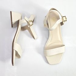 2347100-sandalia-infantil-menina-molekinha-salto-bloco-napa-brilho-branco-vandinha--4-