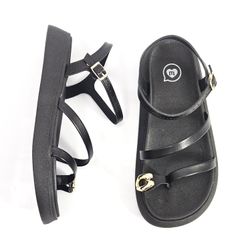 2358113-sandalia-infantil-menina-molekinha-flat-dedo-coracao-preto-vandinha--4-