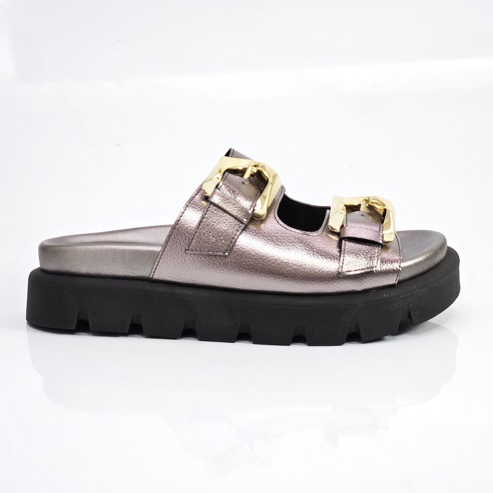 17809-sandalia-feminina-cor-da-lua-birken-flat-fivela-metal-onix-vandacalcados--2-