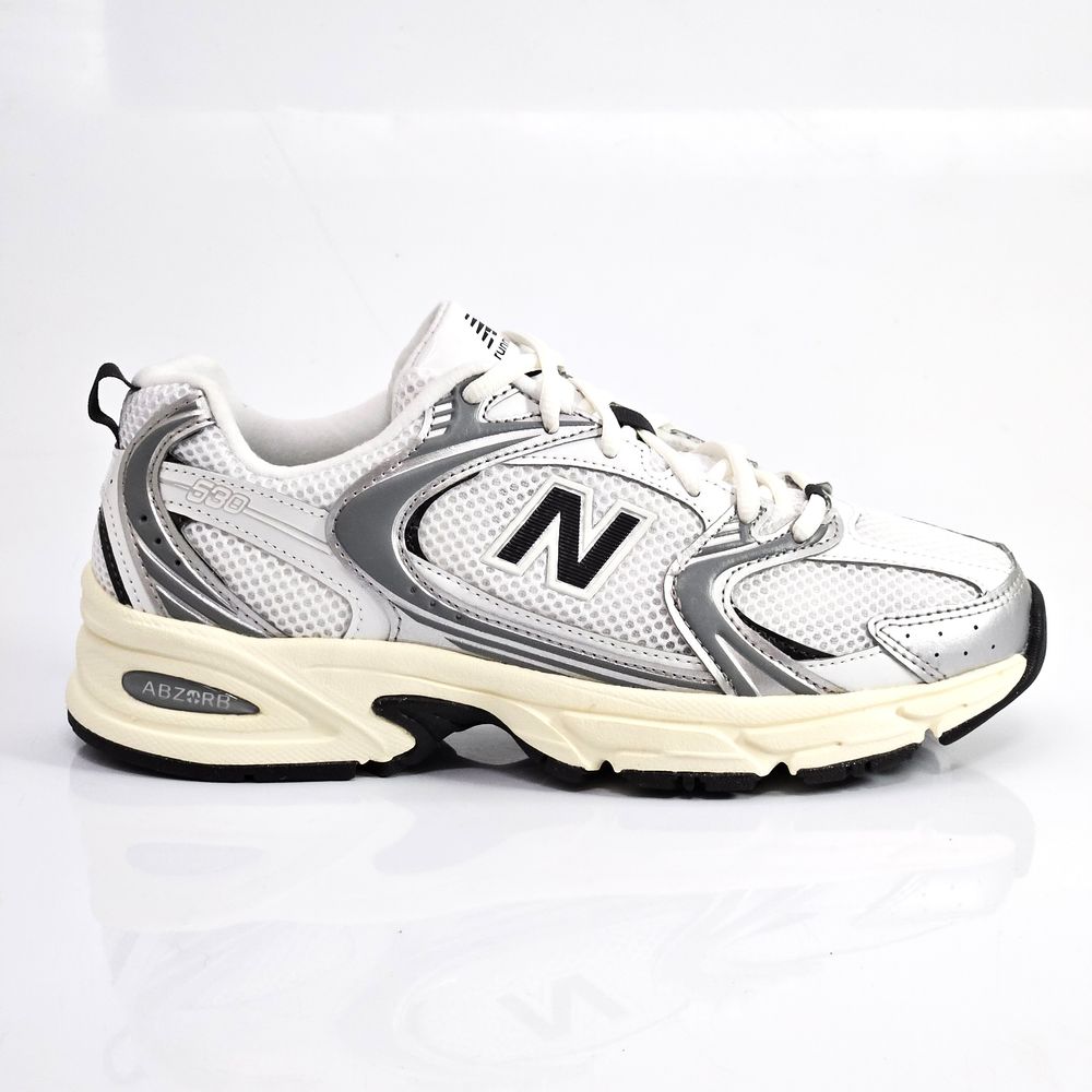 132526-tenis-unisex-new-balance-530-branco-prata-vandacalcados--2-