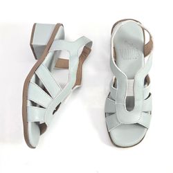 45921565252-sandalia-feminina-anne-moraes-salto-medio-couro-erva-doce-vandacalcados-premium--4-