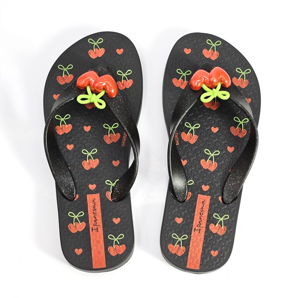 27395-chinelo-infantil-menina-ipanema-belle-ii-preto-vermelho-cereja-vandinha--4-