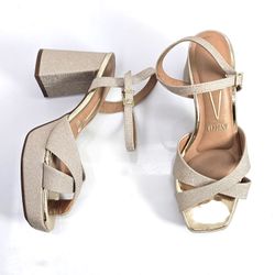 6472204-sandalia-feminina-vizzano-bloco-glitter-dourado-vandacalcados--4-