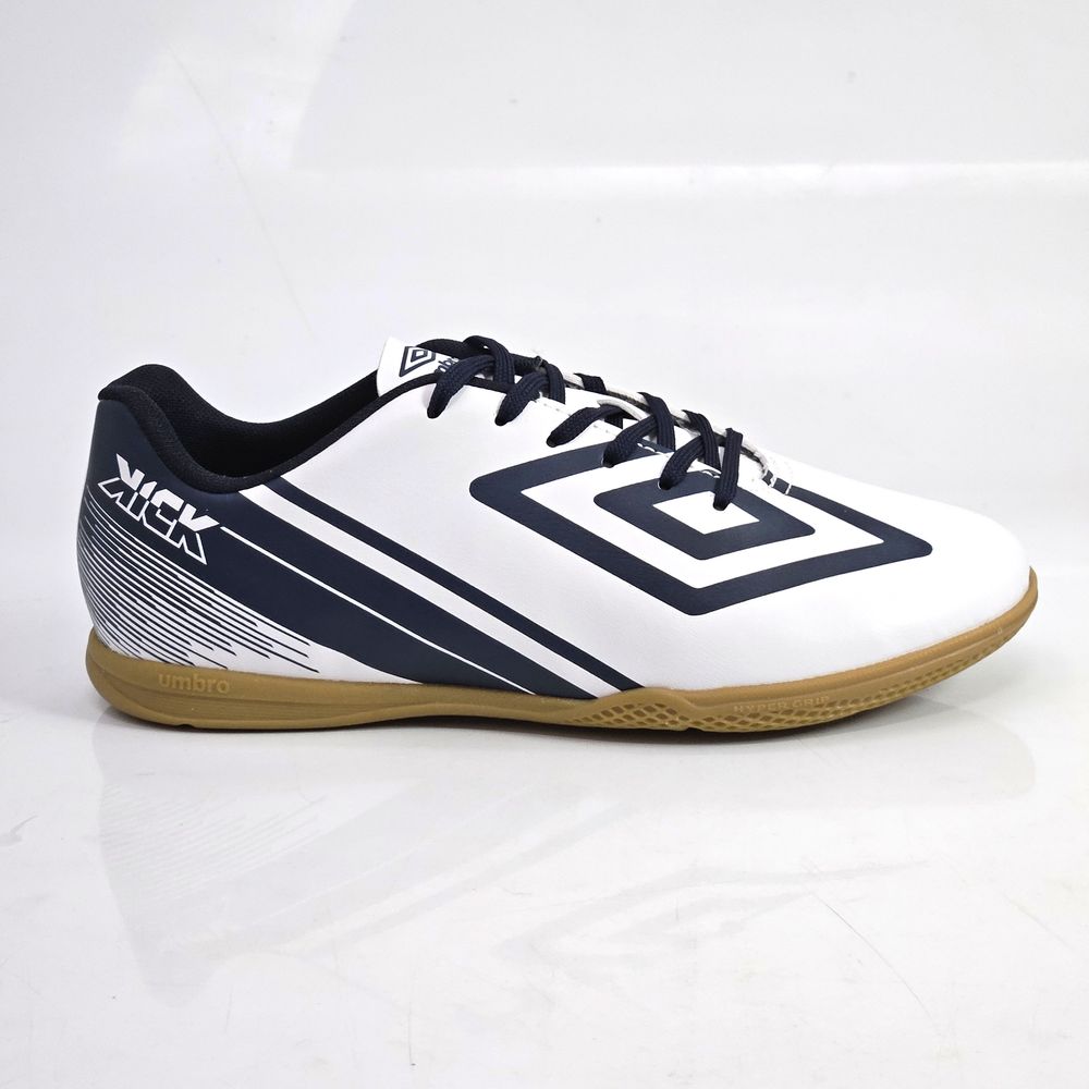 Kick-futsal-chuteira-umbro-quadra-branco-vandacalcados--2-